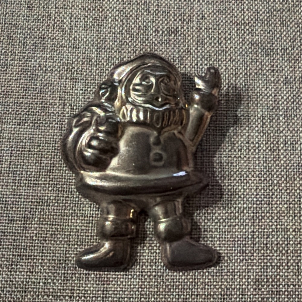 Vintage Mexico 925 Sterling Silver Santa Claus Puffy Pendant Brooch Large